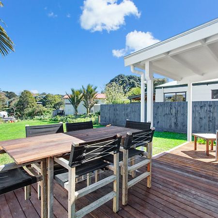 The Little Blue Bach In Oneroa Village By Waiheke Unlimited Eksteriør bilde