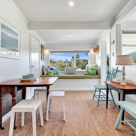 The Little Blue Bach In Oneroa Village By Waiheke Unlimited Eksteriør bilde