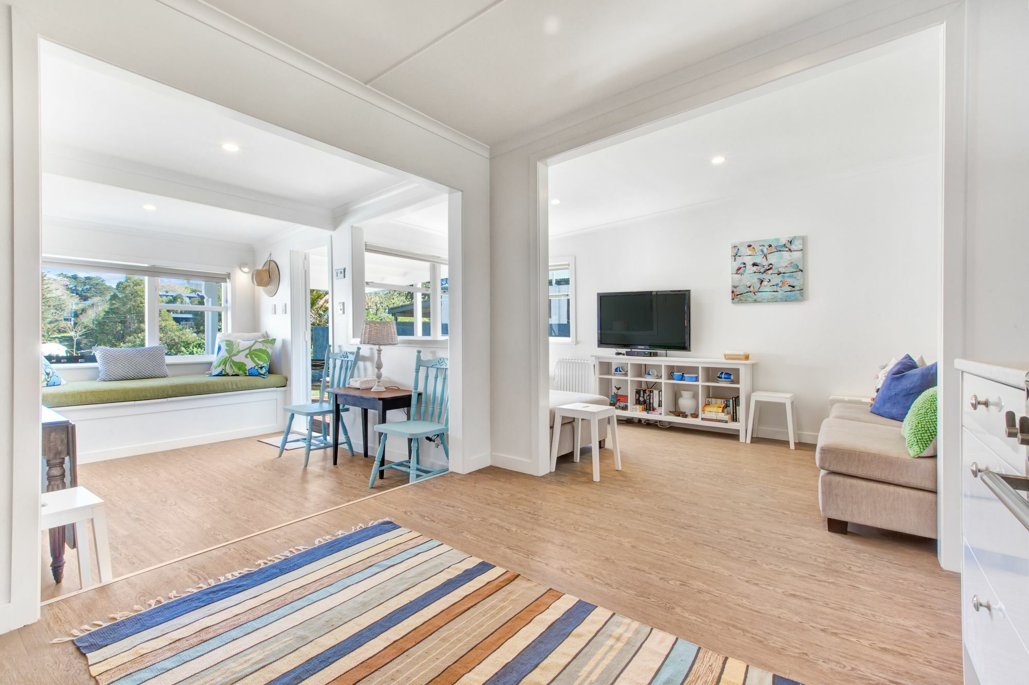 The Little Blue Bach In Oneroa Village By Waiheke Unlimited Eksteriør bilde