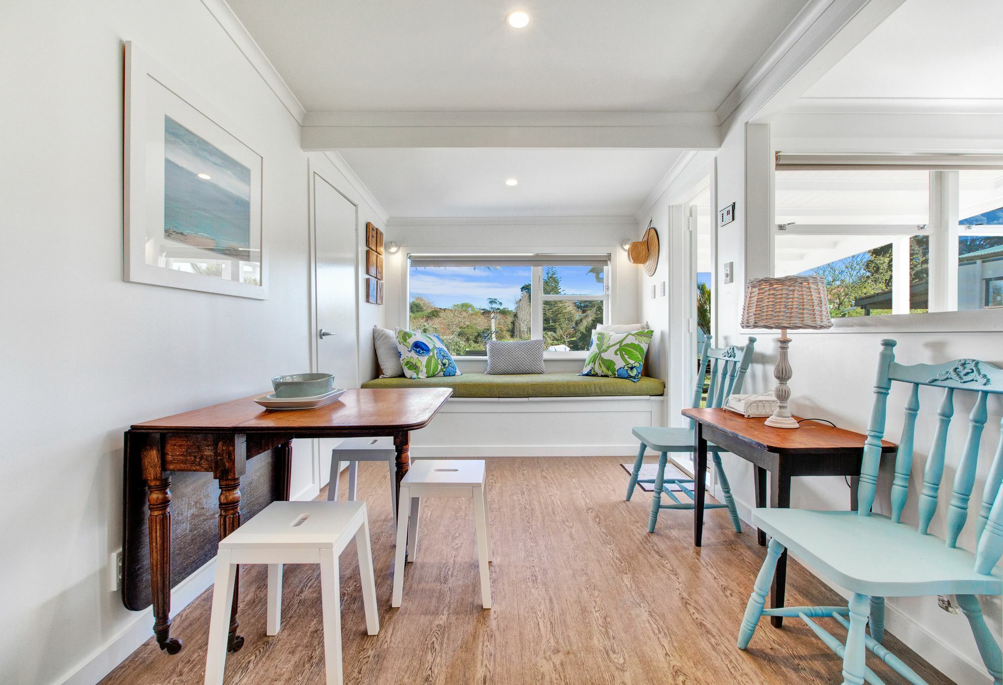 The Little Blue Bach In Oneroa Village By Waiheke Unlimited Eksteriør bilde